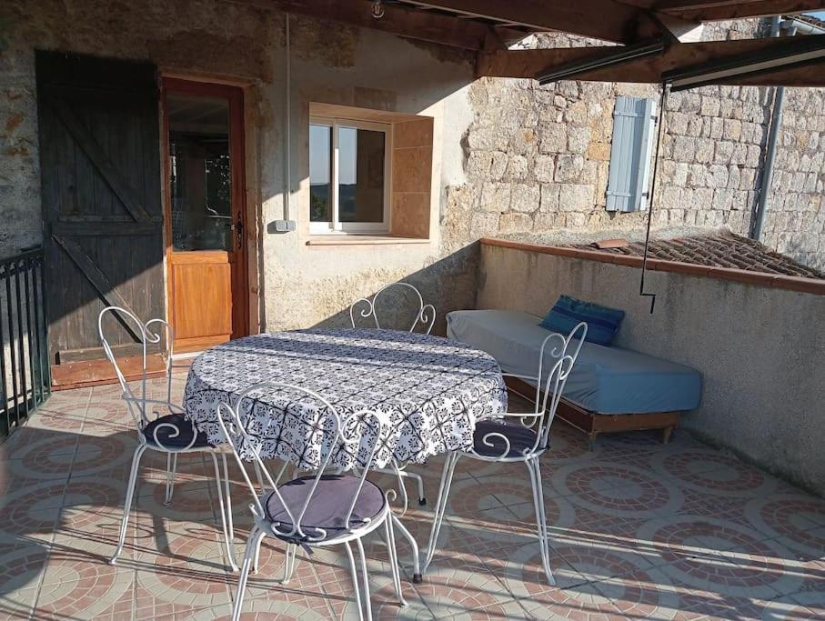 Maison De Village Avec Superbe Vue Cuq  외부 사진